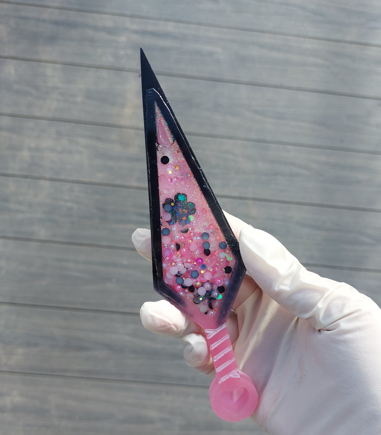 Pink and blacl kunai