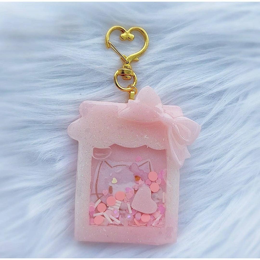 Hello Kitty resin shaker charm